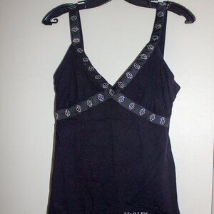 ladies sleeveless shirt